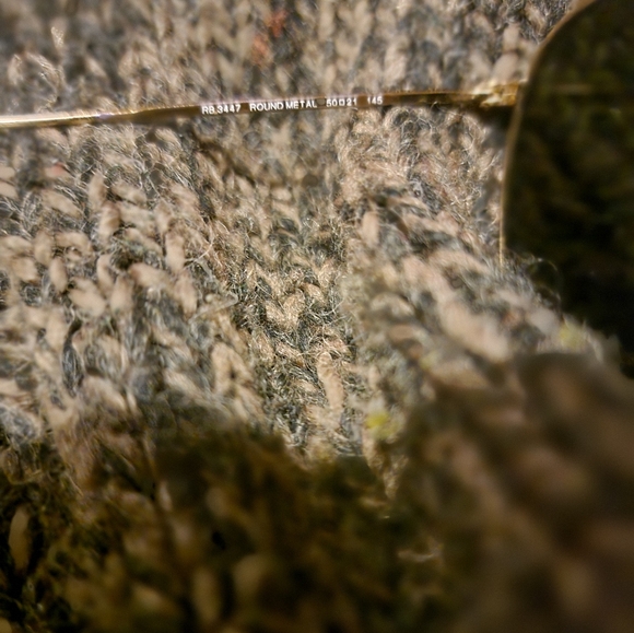 SOLD Ray-Ban Round Sunglasses - Picture 7 of 7